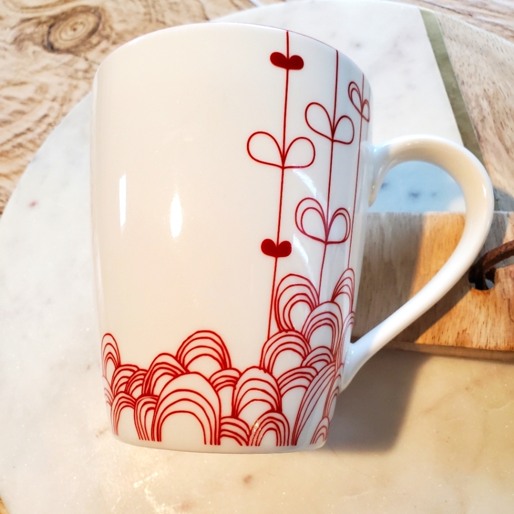Starbucks 2009 Red & White Hearts on a String Mug Bone China
